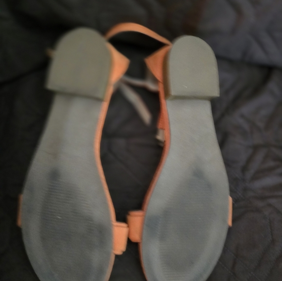 Anne Taylor Sandals - Picture 3 of 4